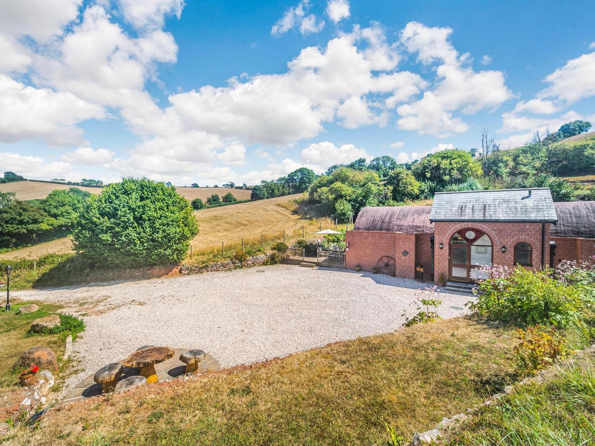 New Barn Reservoir 沙尔顿 外观 照片
